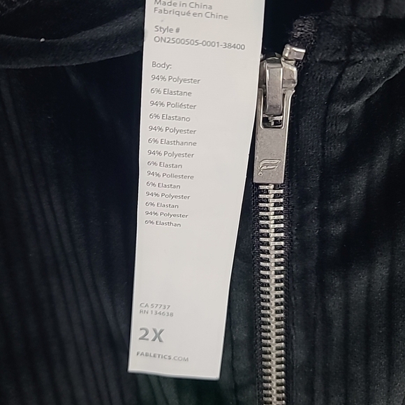 NEW Fabletics Plush Rib Hooded Black Zip One Piece Wide Leg Jumpsuit Size XXL - Picture 6 of 8